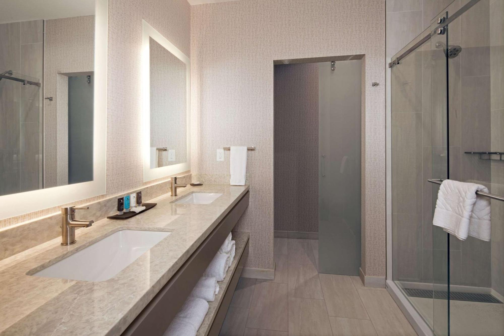 H Hotel Los Angeles, Curio Collection By Hilton Εξωτερικό φωτογραφία